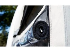 Isabella Caravanvoortent Ambassador Dawn 250 -Outdoor Kampeersportwinkel 1 3 isabella caravanvoortent ambassador dawn ventilatieraam isaambasdawn